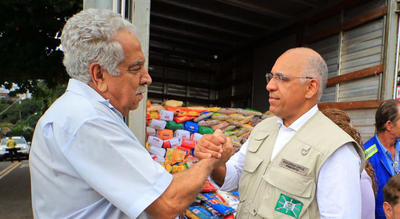 Prefeitura de Goiânia entrega uma tonelada de alimentos não perecíveis para organizações sem fins lucrativos