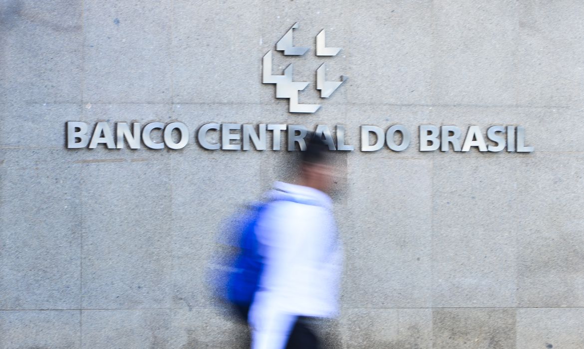 Prévia da inflação oficial recua para 0,19% em agosto