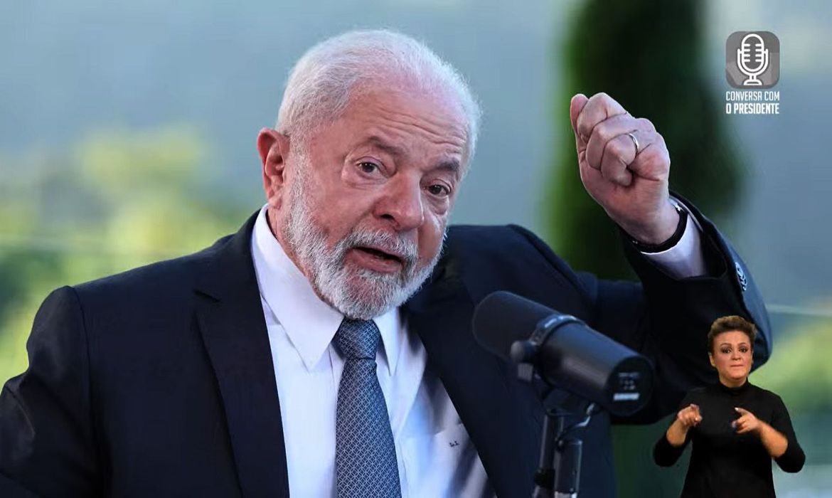 Lula critica interrupção de programas sociais em governos anteriores
