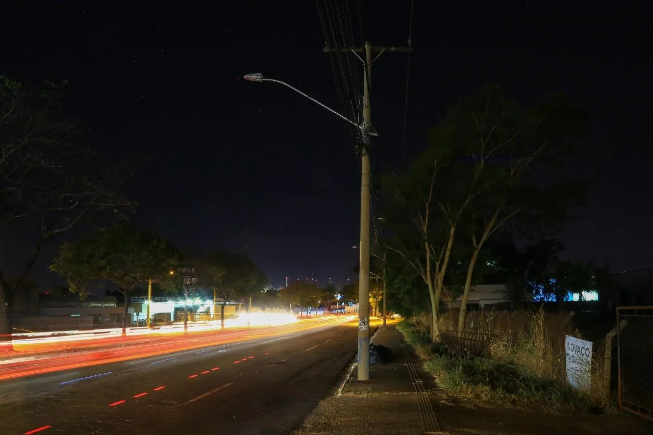 Pesadelo noturno: insegurança e medo assolam moradores de Goiânia devido à falta de iluminação nas ruas