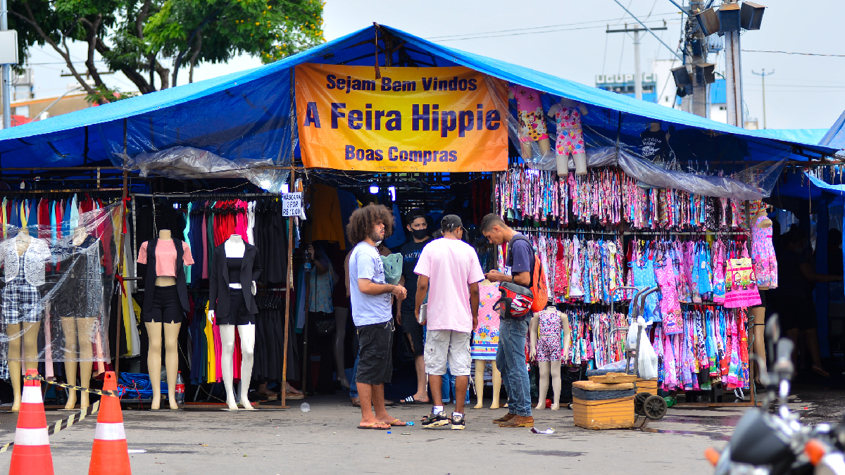 Prefeitura acata uma das reivindicações dos feirantes da Feira Hippie