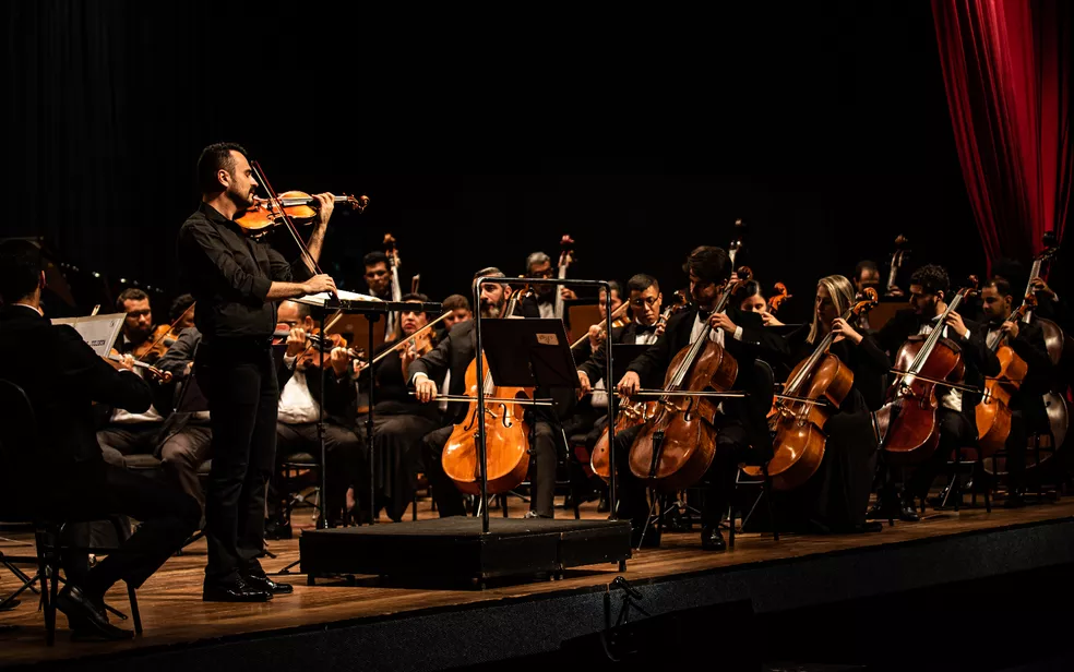 Músicos da Orquestra Sinfônica de Goiânia protestam por reestruturação salarial