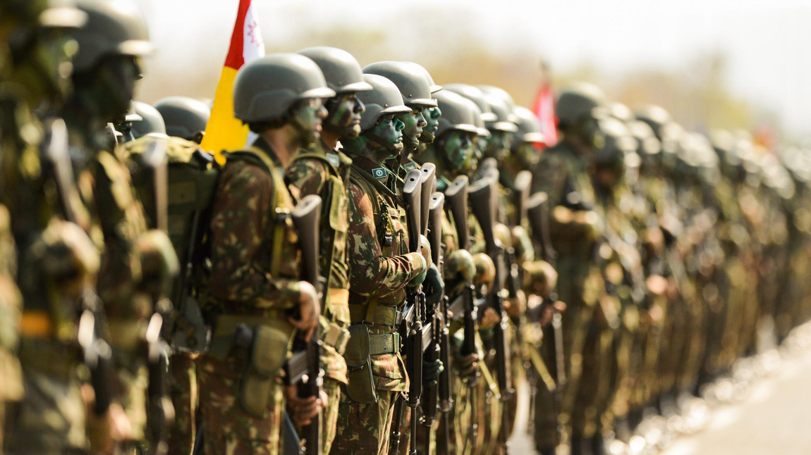 Exército brasileiro reforça segurança na fronteira com Venezuela e