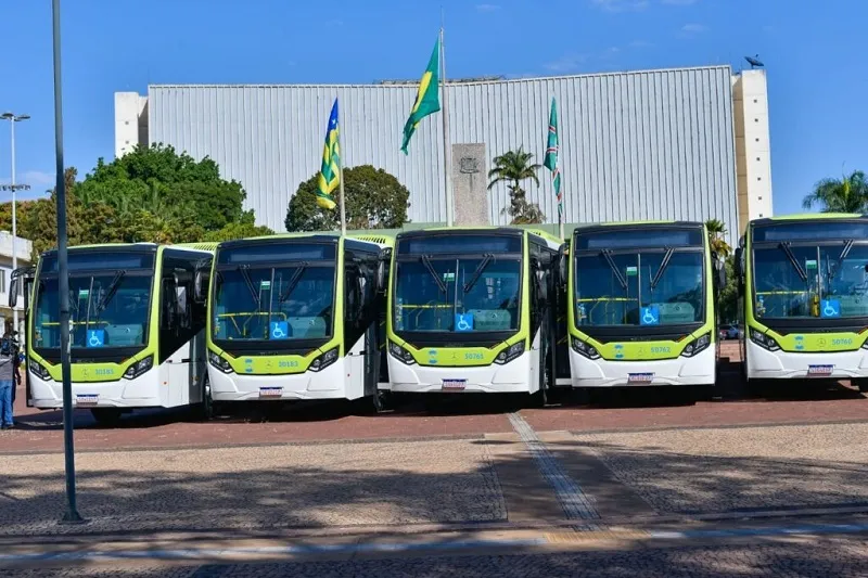 Prefeitura de Goiânia anuncia renovação da frota de ônibus após acidente com ônibus sem freio