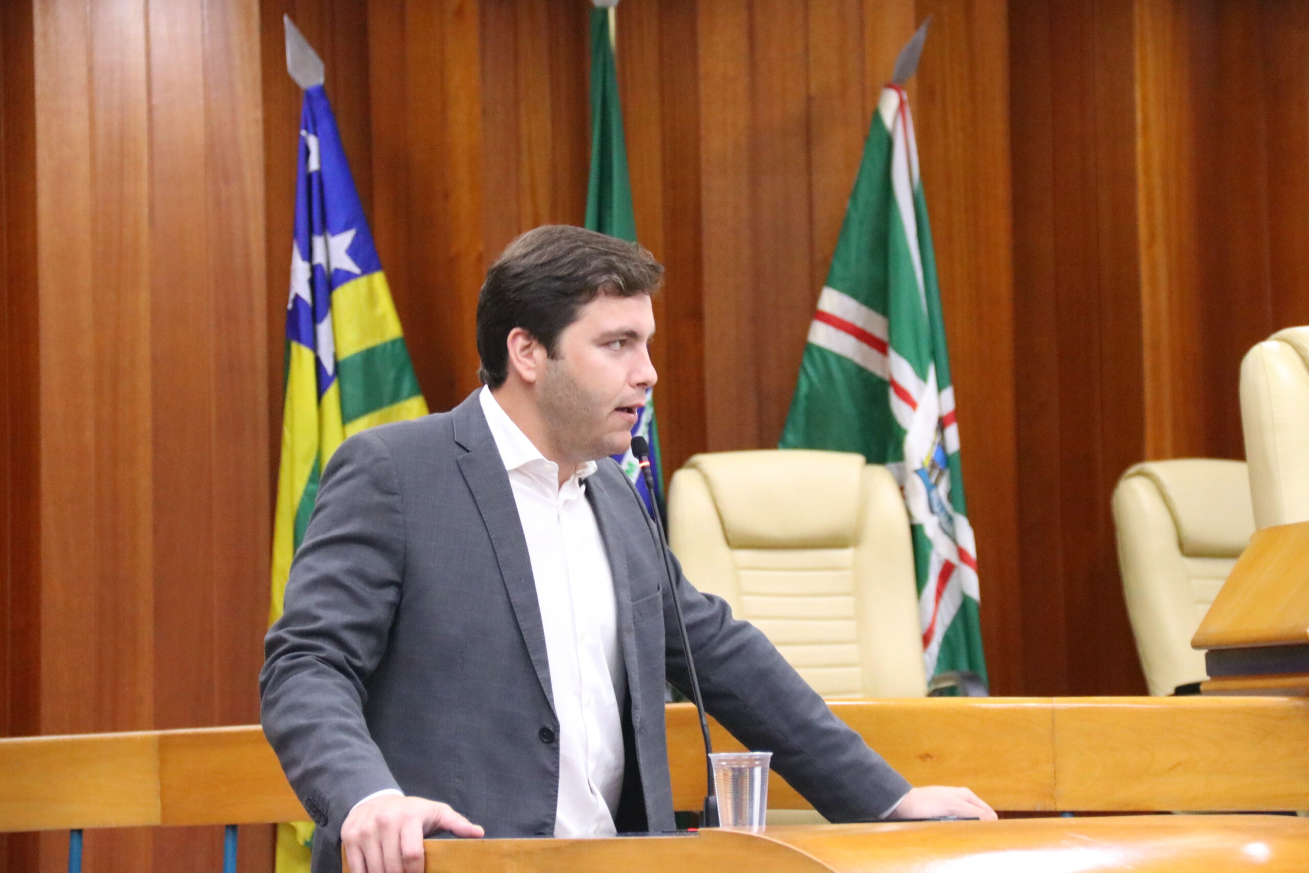 Lucas Kitão quer audiência para debater desafetação de áreas públicas