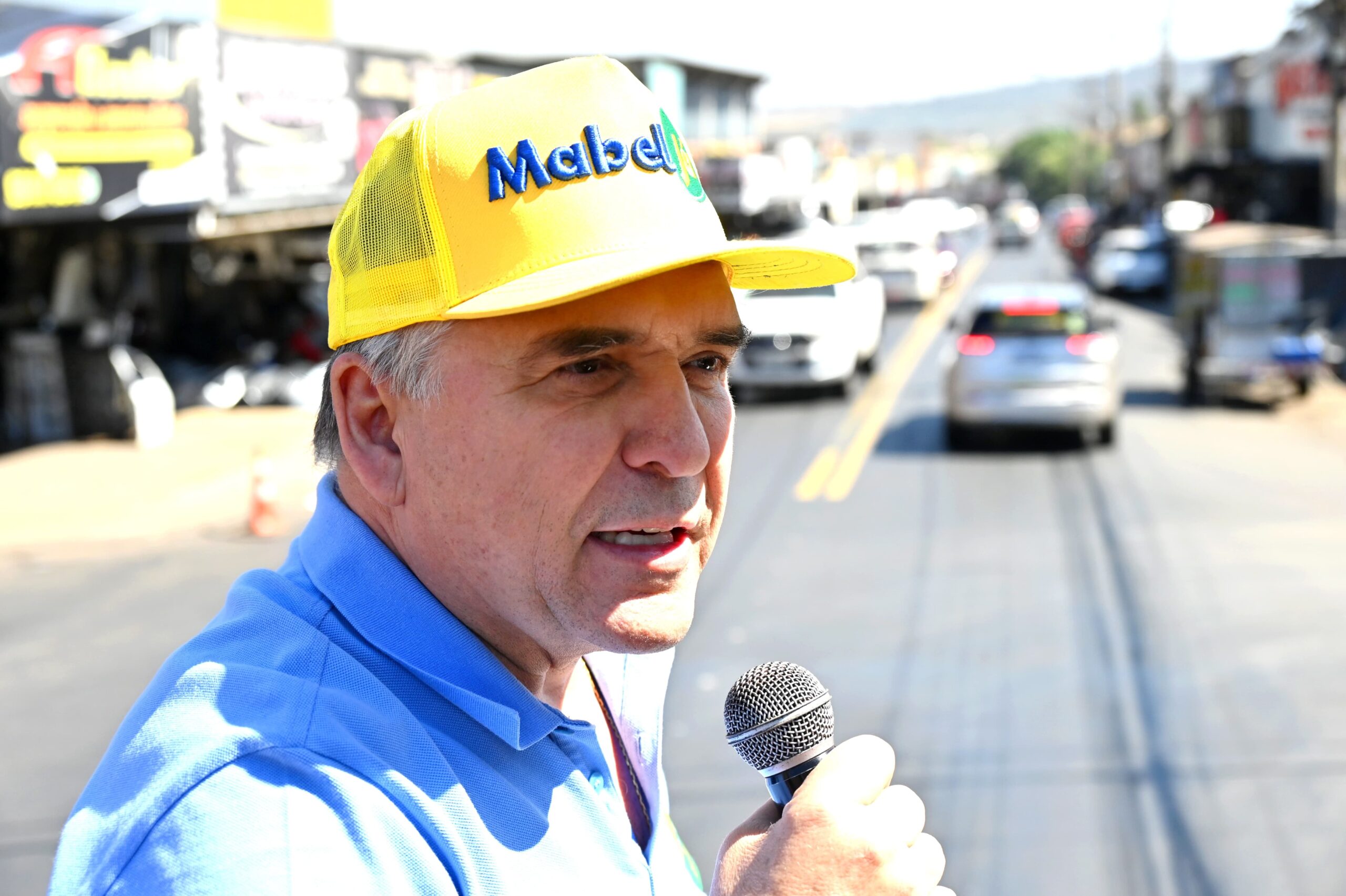 Mabel intensifica campanha com palanques móveis, carreatas e caminhadas