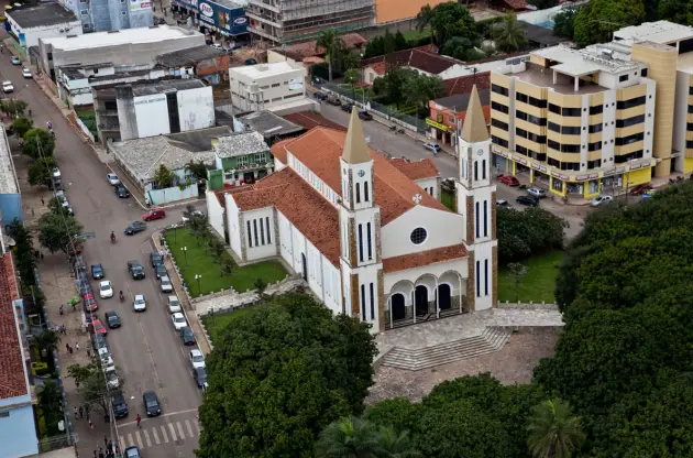 Denunciados pelo MPGO, ex-vereadores e agente público de Formosa são condenados por usar cooperativa de reciclagem como cabide de emprego para aliados políticos