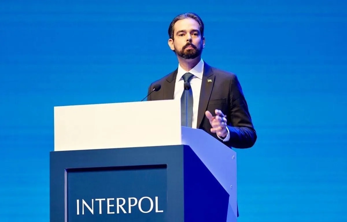 Delegado da PF é confirmado no comando da Interpol