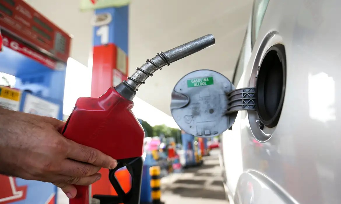 Gasolina nas alturas: veja os estados com os maiores preços no Brasil