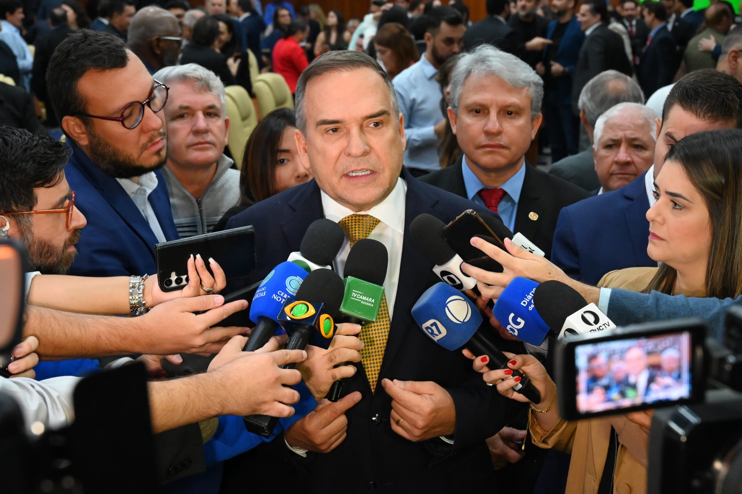 “É uma administração que faz a coisa acontecer”, destaca Sandro Mabel durante prestação de contas na Câmara de Goiânia