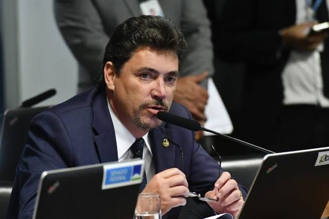 Wilder Morais critica decisão do STF contra Bolsonaro e fala em “tentativa de calar a voz mais influente do país”