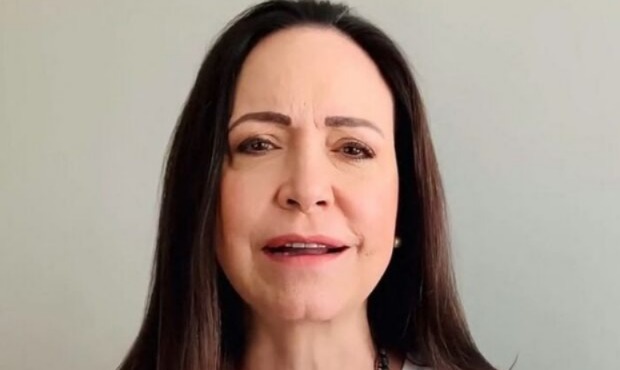 Corina ataca Delcy após ser descartada por Trump