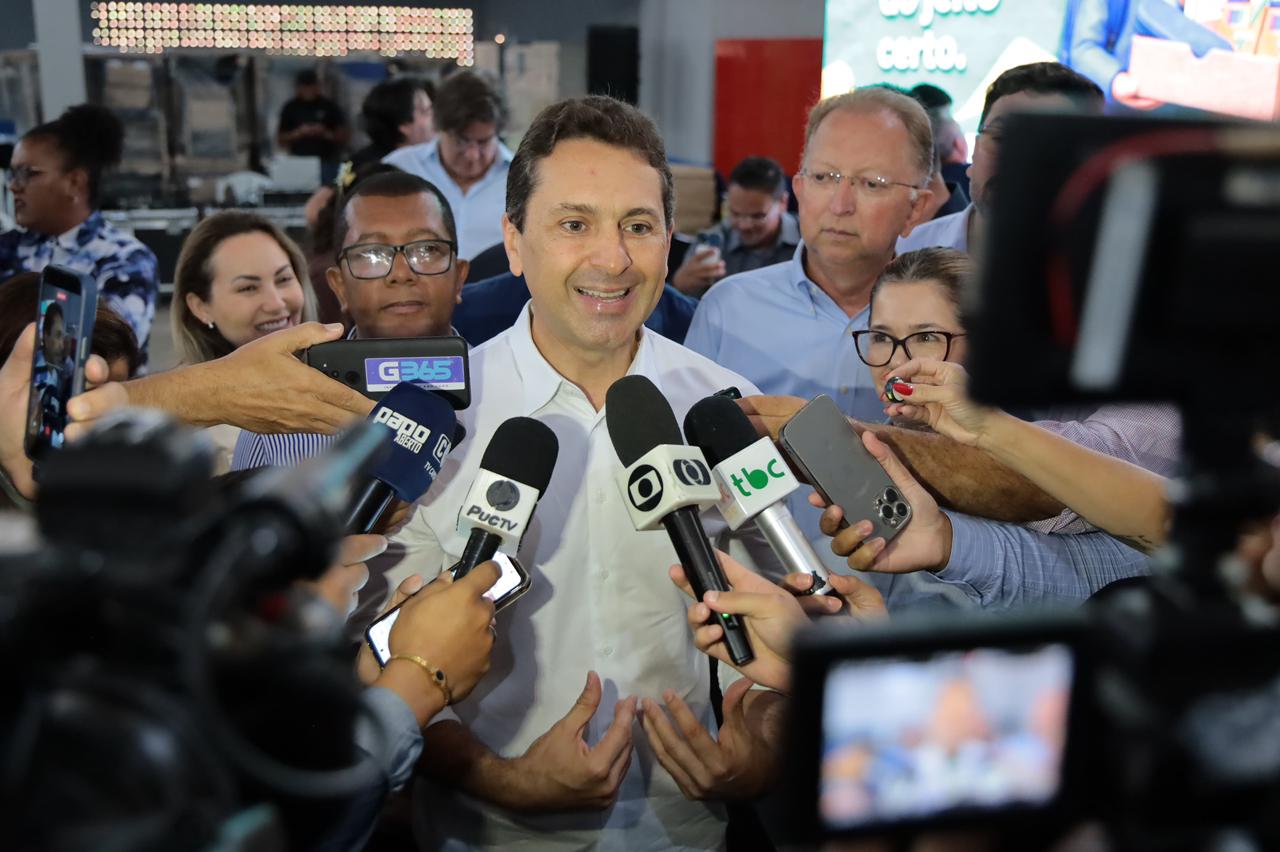 Ano letivo Aparecida de Goiânia começa com material e uniforme garantidos