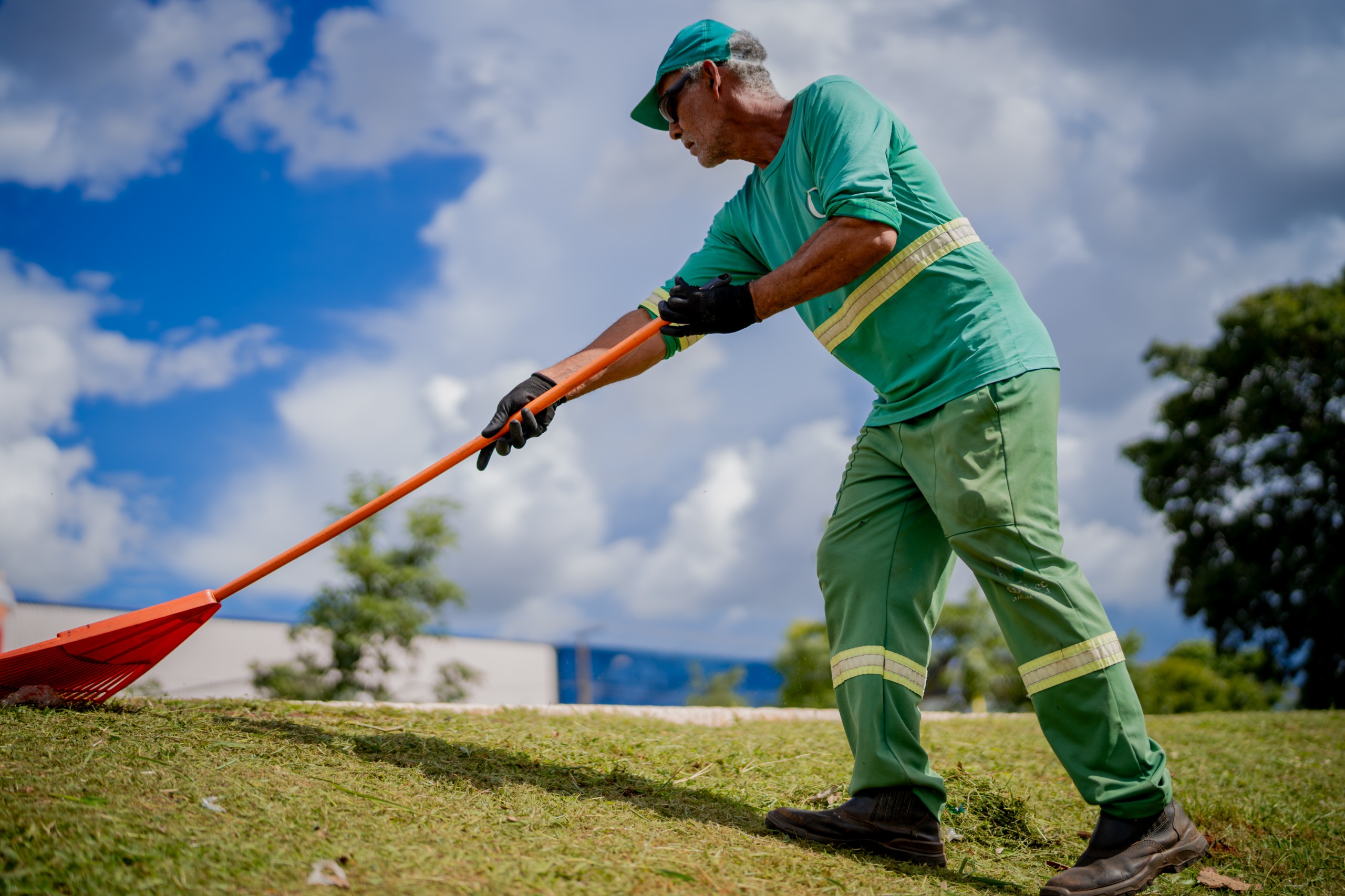 Prefeitura de Anápolis divulga programação de roçagem