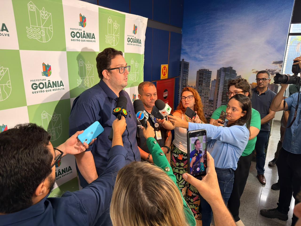 Prefeitura de Goiânia detalha convocação de 798 médicos para atuação na rede municipal