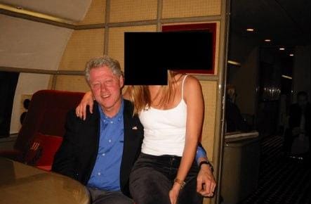 Clinton diz que não sabia dos crimes de Epstein em depoimento