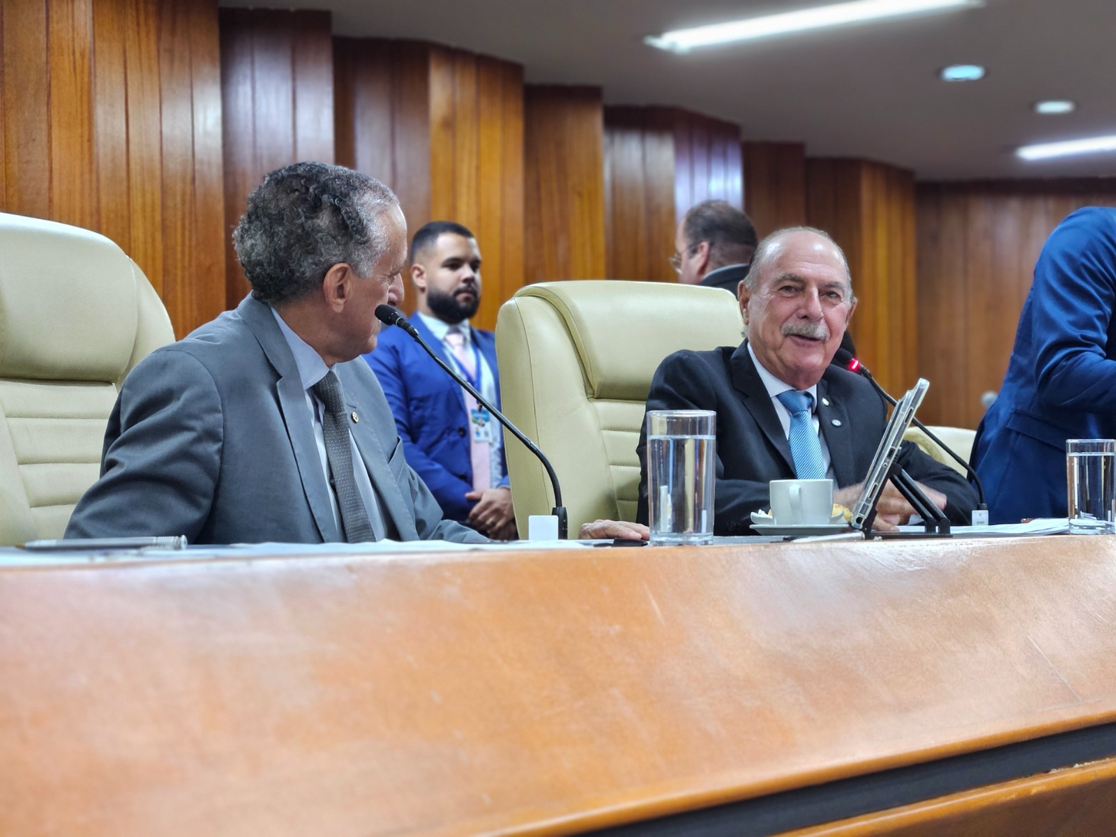 Dr. Zacharias Calil dá pontapé em pré-candidatura ao Senado na Casa onde Iris Rezende e Daniel Vilela iniciaram sua trajetória