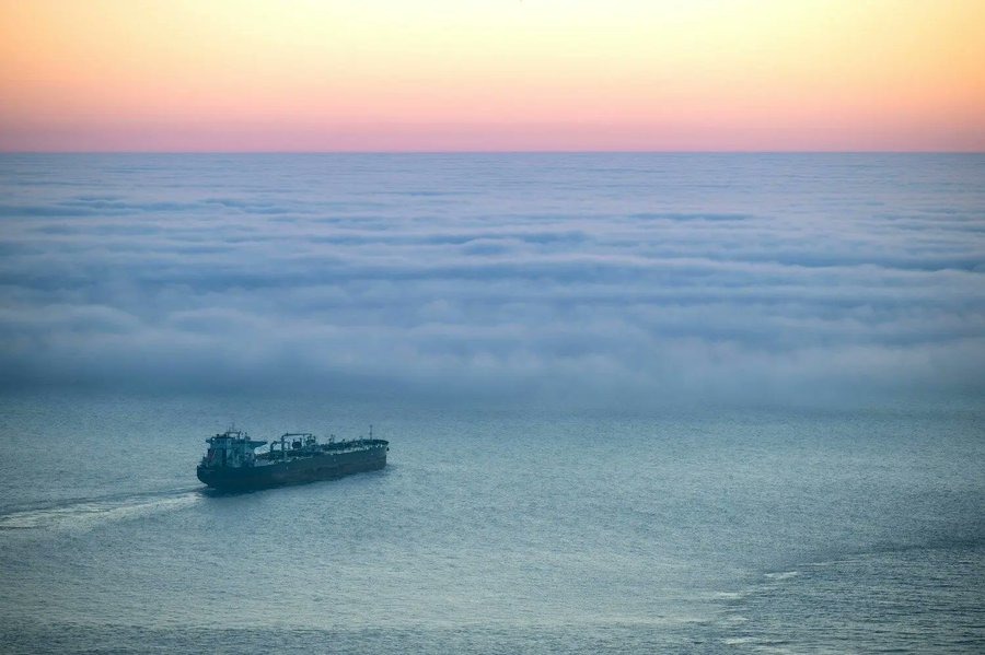 Rússia testa cerco dos EUA e envia navios com combustível para Cuba
