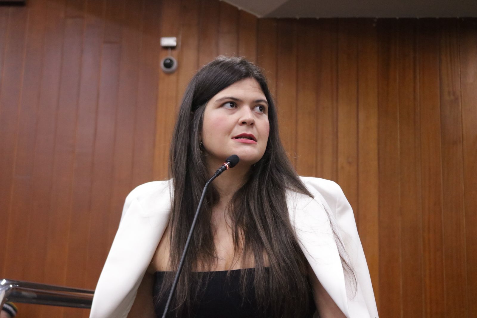 Lei de Aava Santiago que institui 23 de outubro como Dia Maria Gabriela Ferreira reforça memória do césio-137 e ganha atualidade com série da Netflix