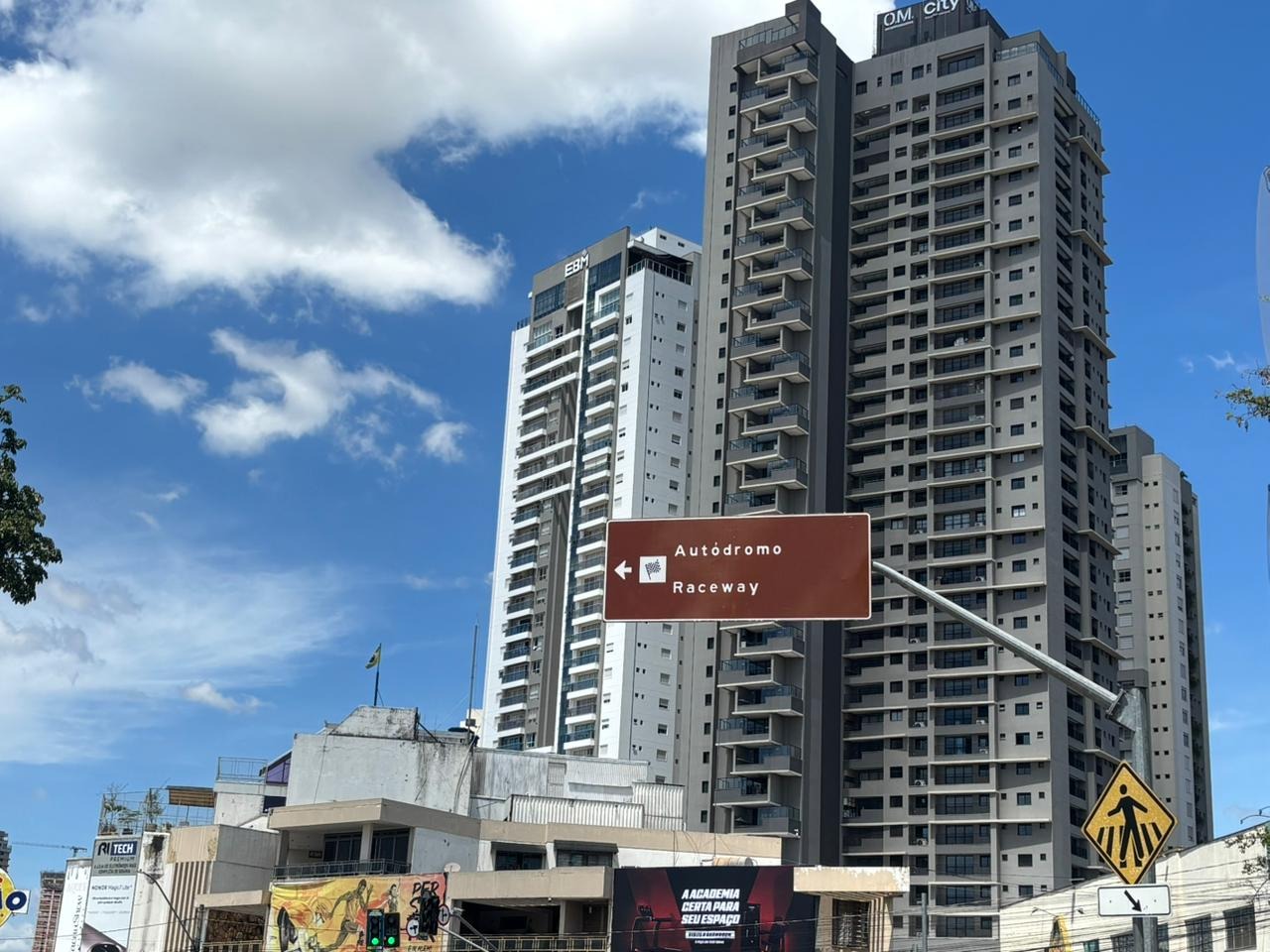 MotoGP Goiânia: prefeitura sinaliza corredores estratégicos e amplia orientação bilíngue