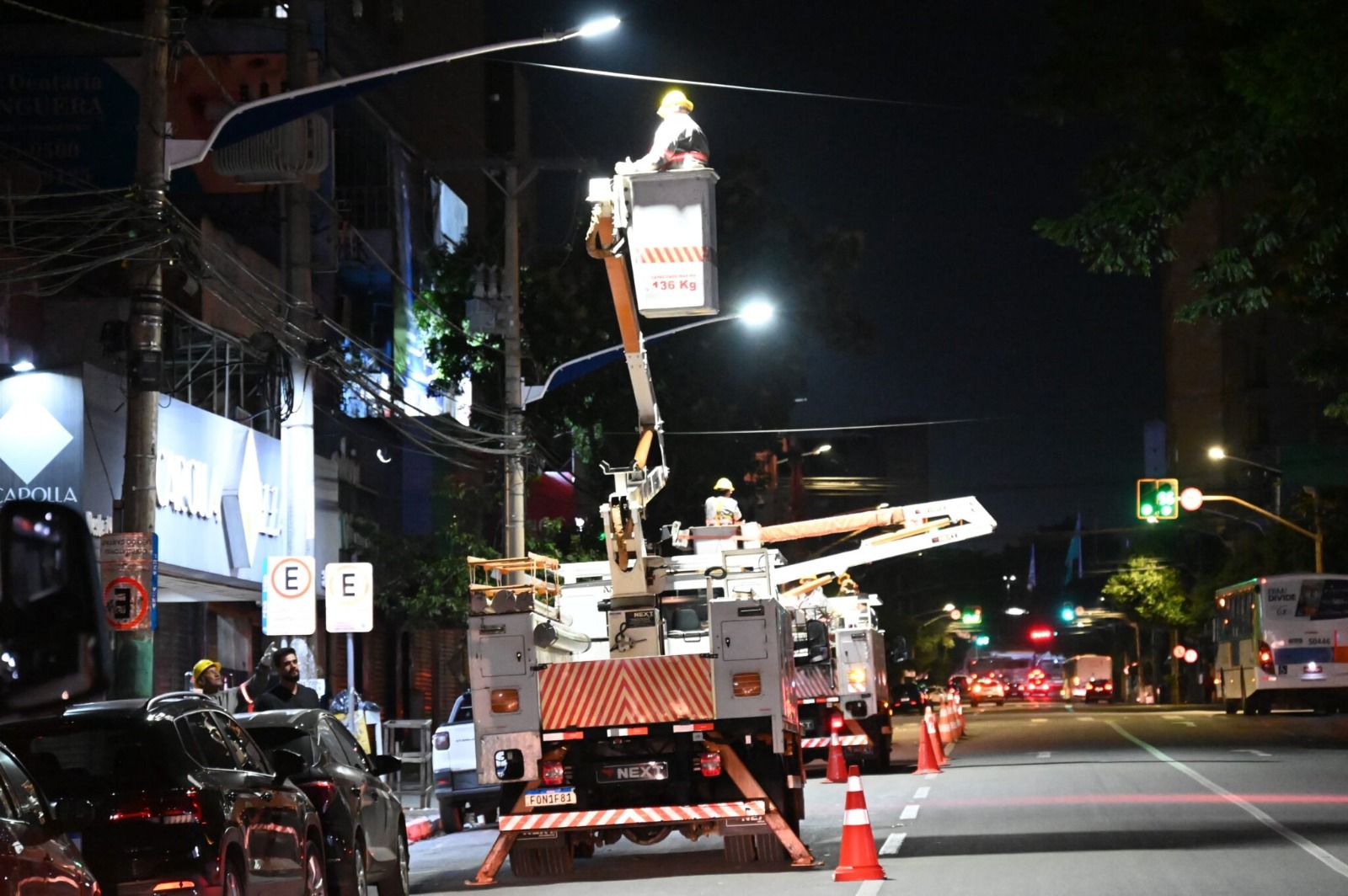 Prefeitura de Goiânia instala mais de 1,3 mil luminárias de LED em rodovias e corredores viários da capital