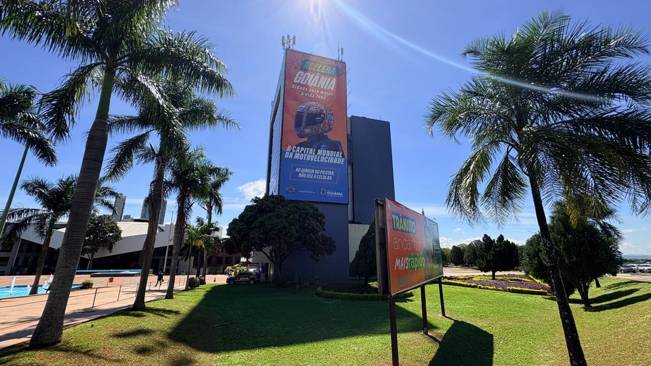 Paço Municipal passa por reestruturação com economia estimada em R$ 1 milhão por mês