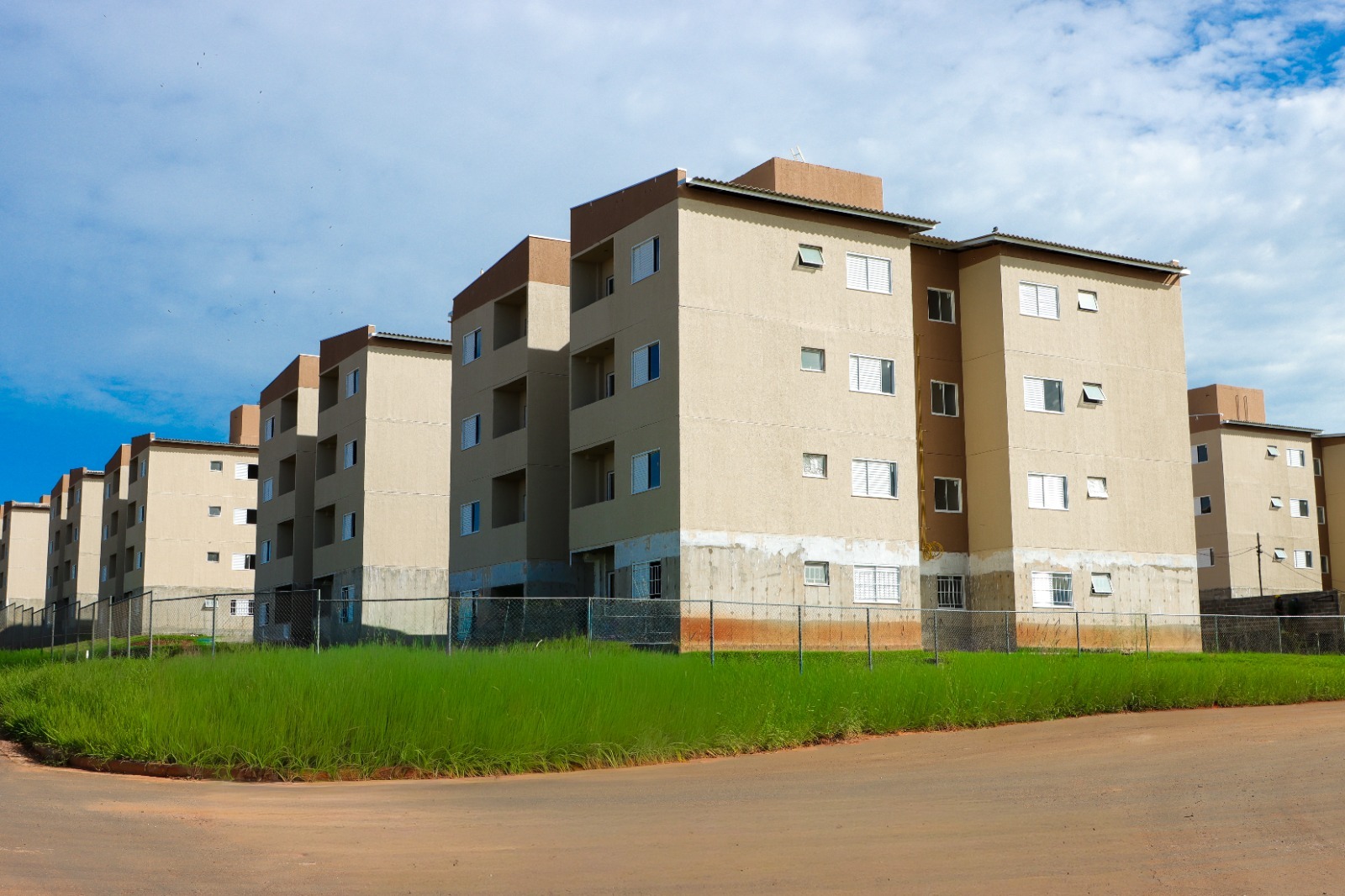 SEHAB convoca selecionados de apartamentos para regularizar pendências