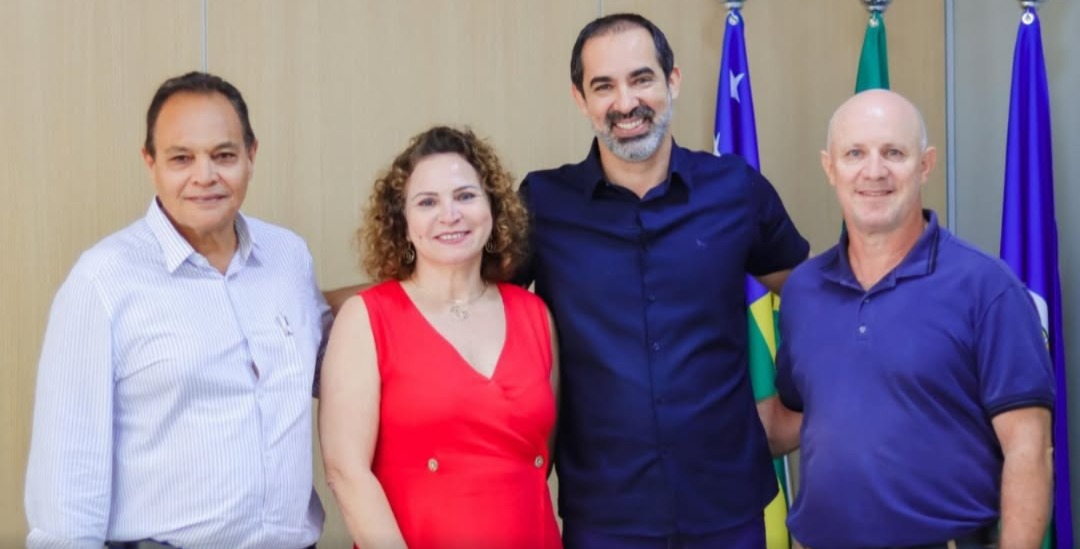 Pellozo oficializa reforma no secretariado para viabilizar candidaturas em Senador Canedo