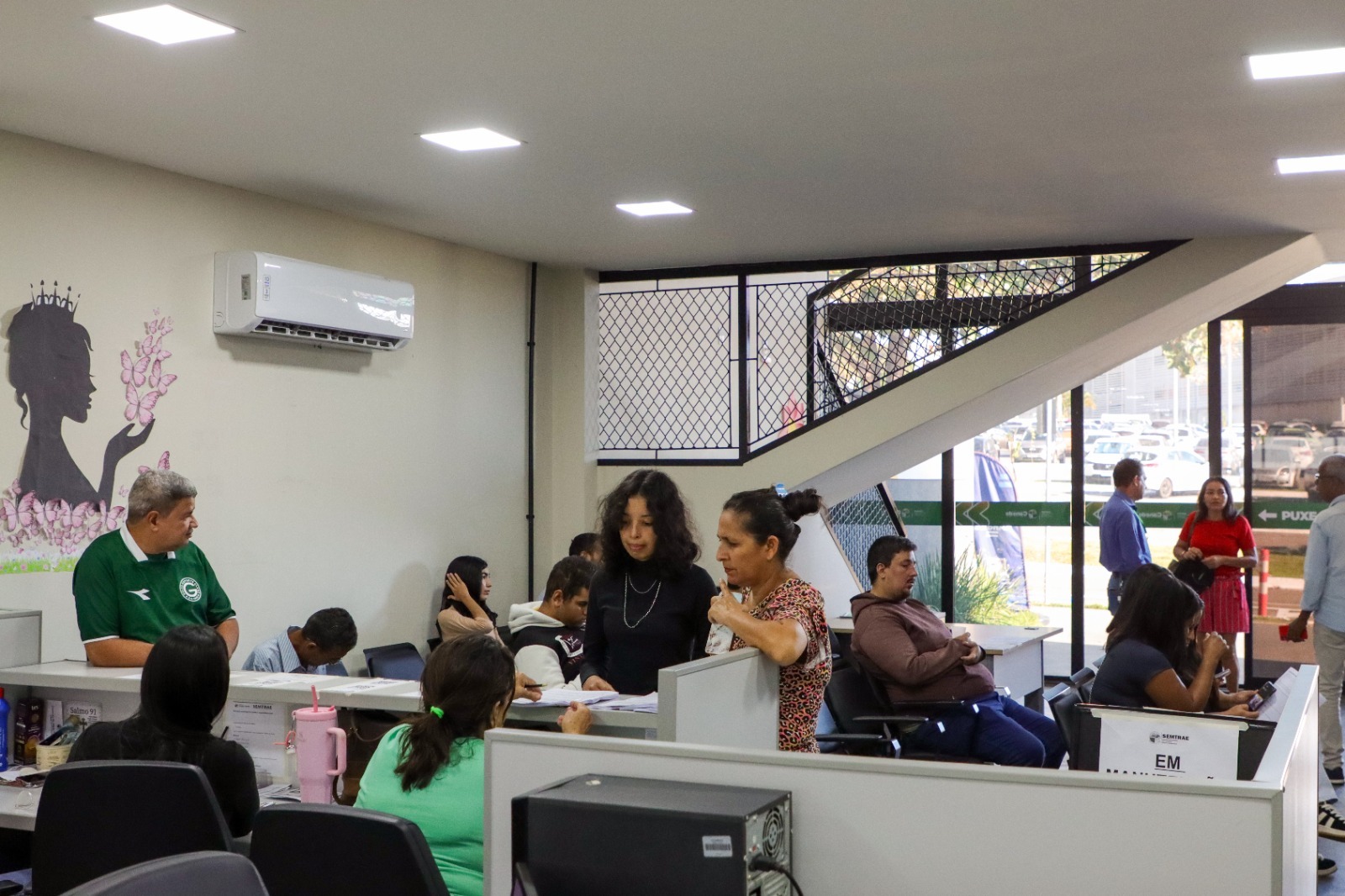 Senador Canedo disponibiliza mais de 1.500 vagas de emprego