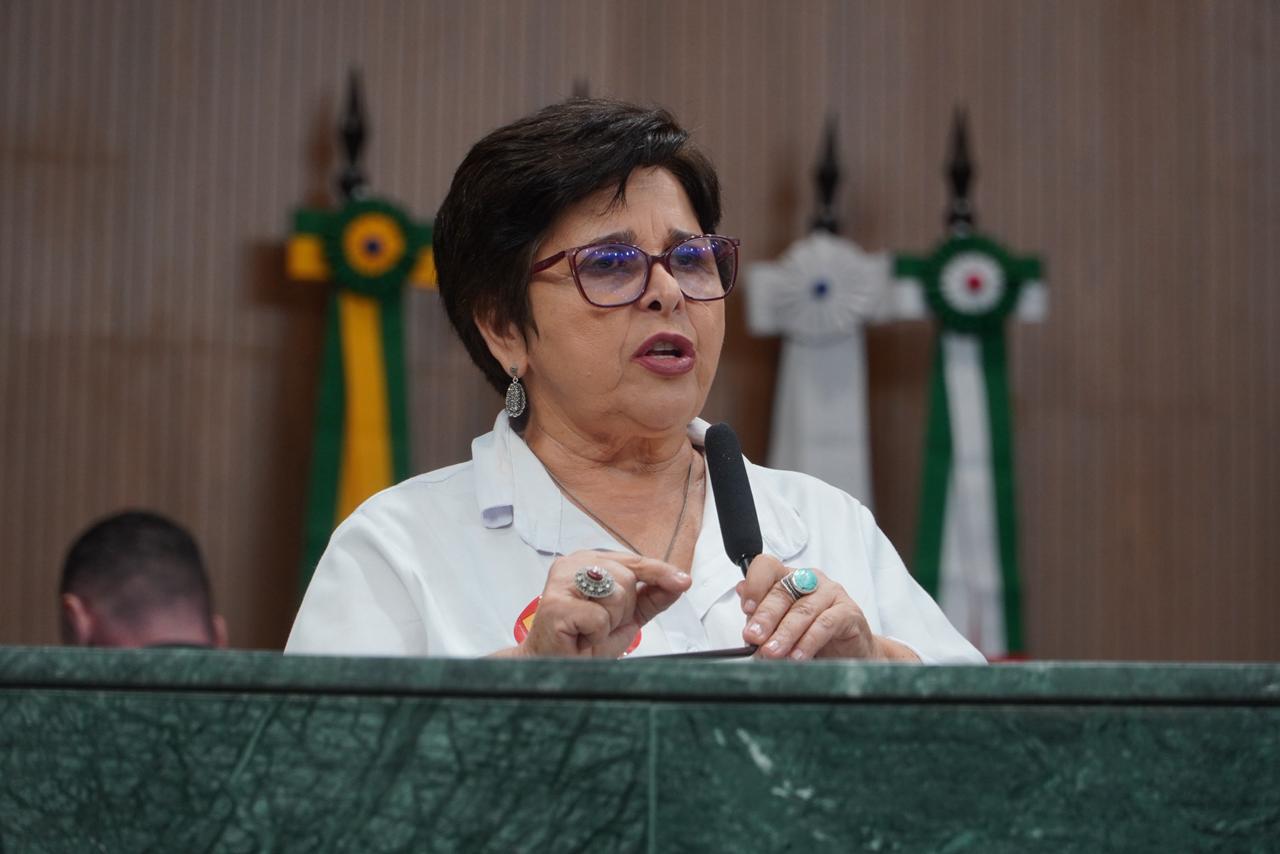 Nas proximidades do 1° de maio, Bia de Lima defende trabalhadores e o fim da escala 6×1