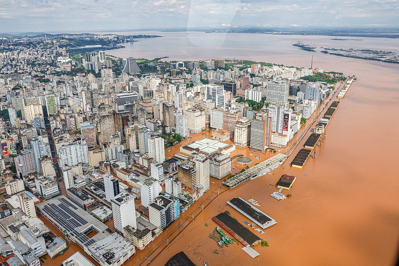 Enchente em Canoas no Rio Grande do Sul ilustra risco de chuvas intensas durante o Super El Niño 2026