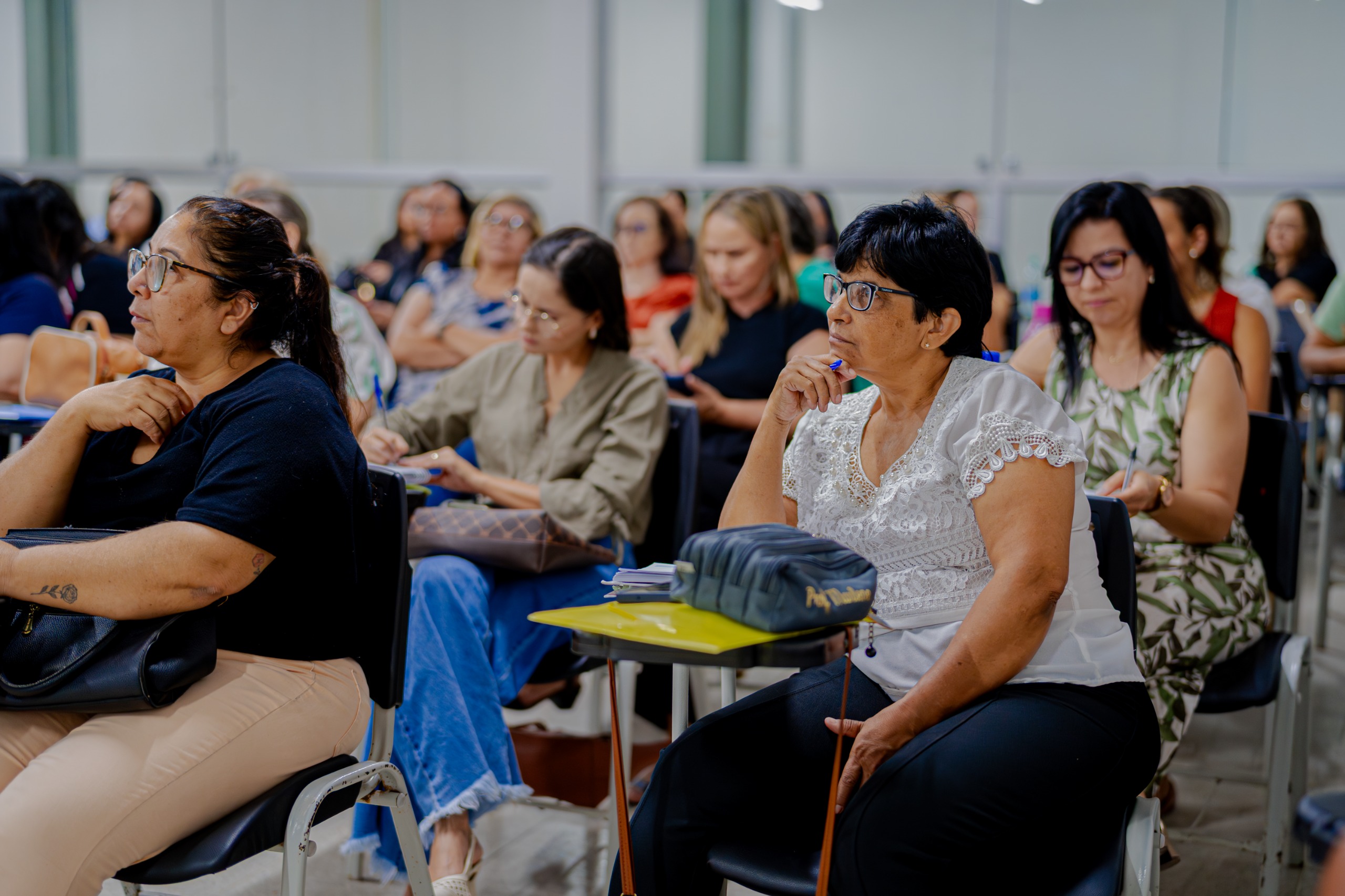 Veja lista dos 50 cuidadores convocados para rede municipal de educação
