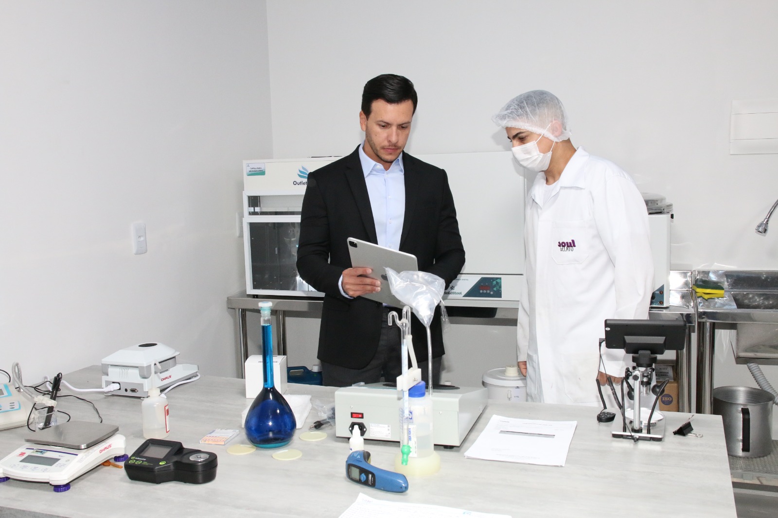 Empresas abertas por jovens em Goiás aumentam mais de 1000% em 6 anos