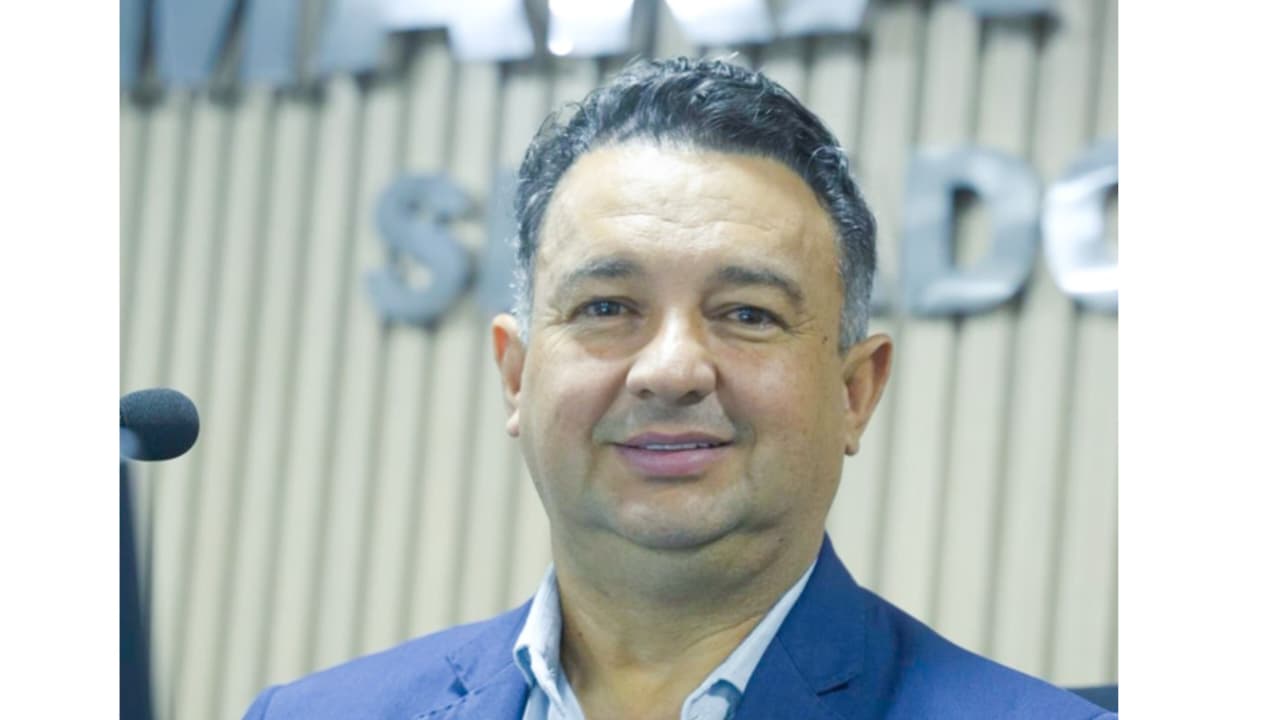 Anderson Gaúcho aposta em tecnologia para aproximar Câmara de Senador Canedo da população