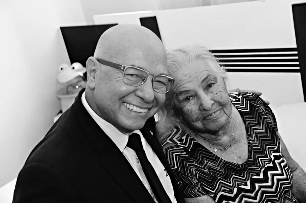 Morre, aos 102 anos, Marina Ribeiro, mãe do deputado Professor Alcides