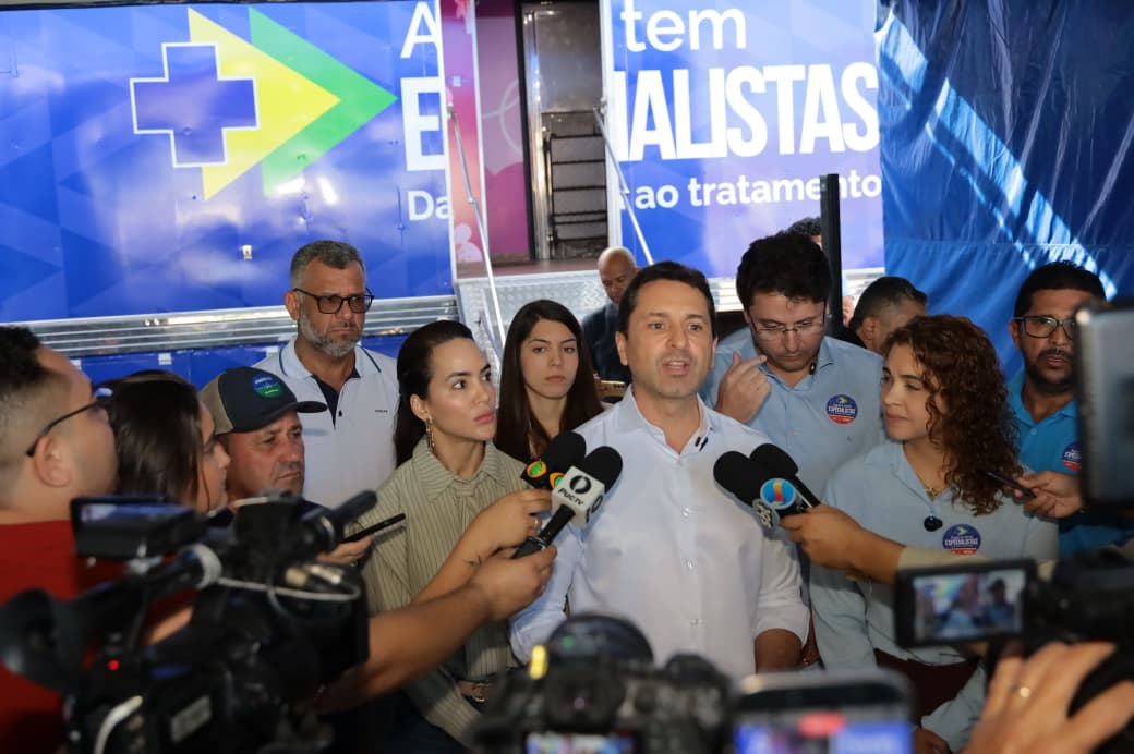Vilela destaca prioridade às mulheres em lançamento de carreta da saúde em Aparecida