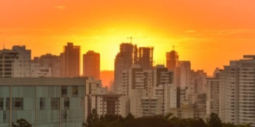 Goiás começa semana com frio, céu limpo e alerta para baixa umidade