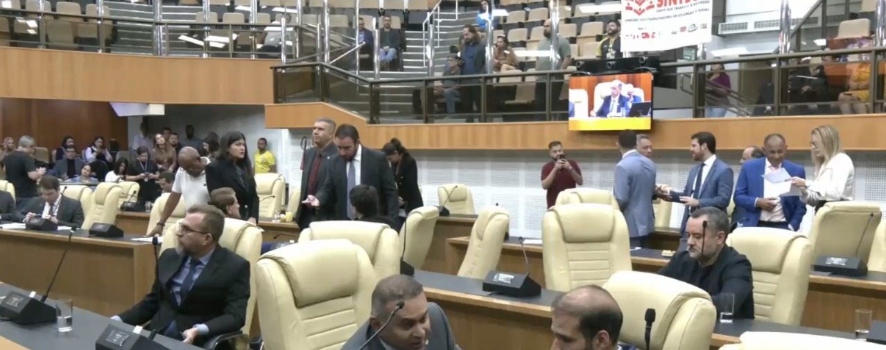 Plenário aprova reajuste nos vencimentos do magistério municipal