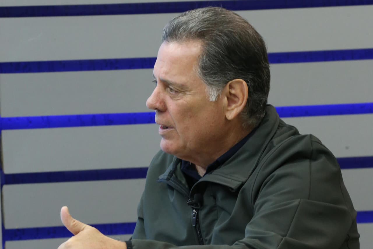 Marconi defende polo de IA e afirma: “Estamos planejando Goiás para os próximos 30 anos”