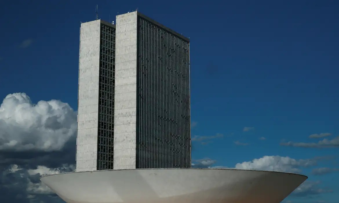 Governo enviará projeto à Câmara para aumentar limite do MEI