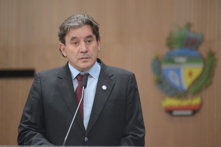 Clécio Alves é derrotado três vezes na Justiça por ataques ao prefeito Sandro Mabel