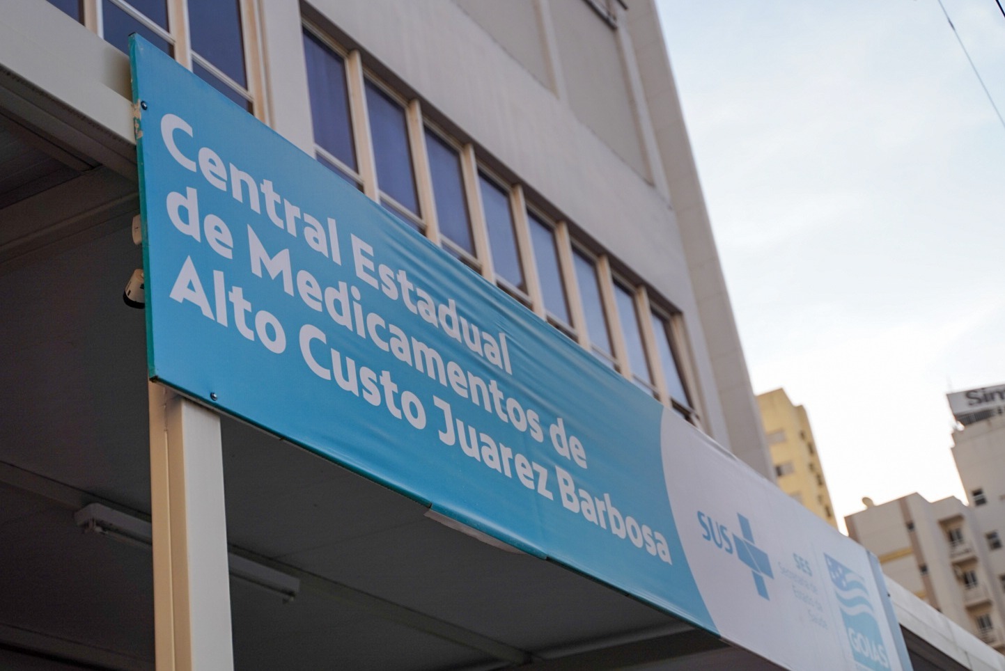 Goiás amplia acesso a medicamentos de alto custo e registra alta de 120% nas dispensações