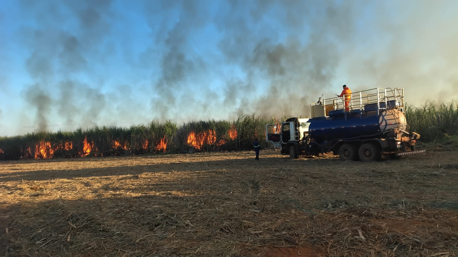 Prevenção e conscientização ajudam usinas a reduzir ocorrências de incêndios em canaviais em Goiás