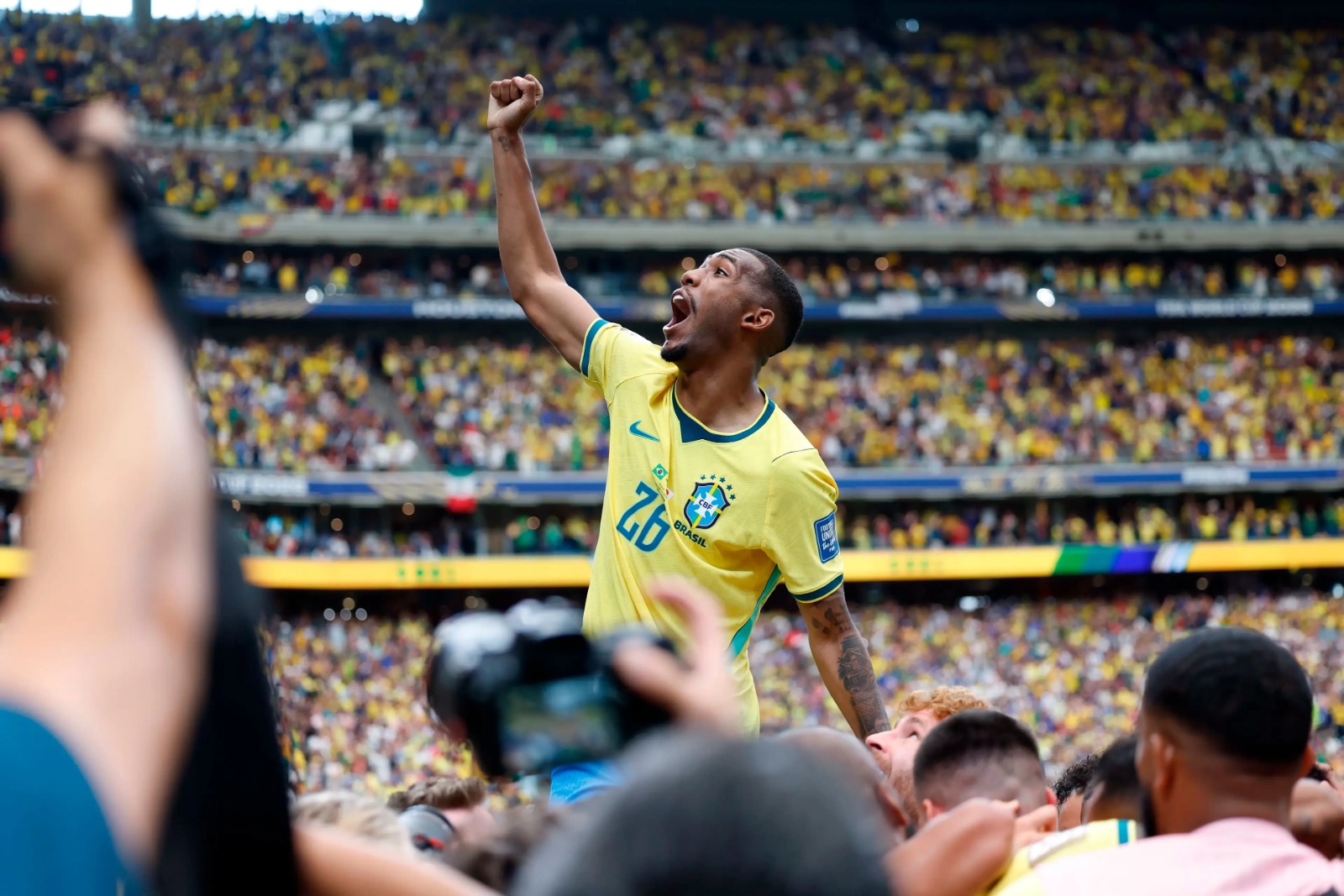 Copa afunila com Brasil x Haaland, anfitriões vivos e favoritos sob pressão
