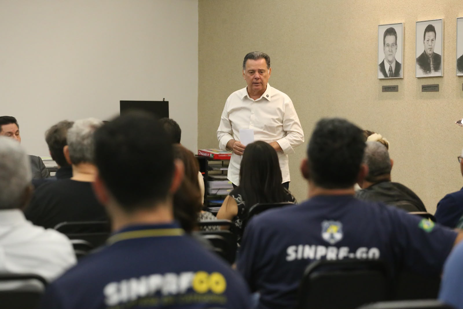 Marconi apoia ampliação das atribuições da PRF durante visita ao sindicato em Goiás