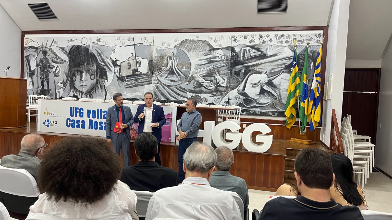 Einstein Paniago lidera resgate de “Nova China” e destaca legado intelectual de Domingos Vellasco