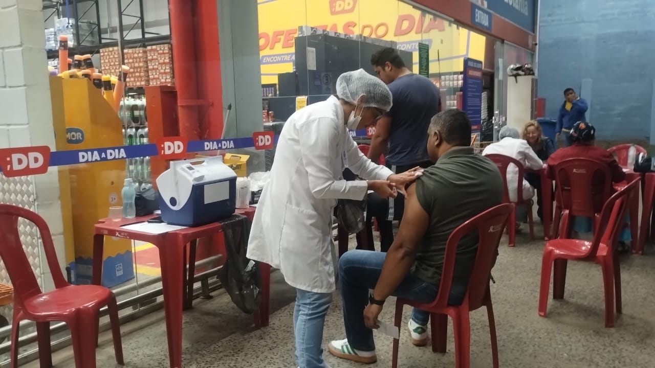 Aparecida oferece vacinação noturna nesta quarta-feira