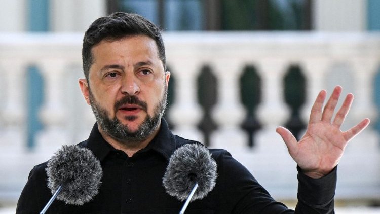 Trump e Zelensky avançam em plano para produzir Patriot
