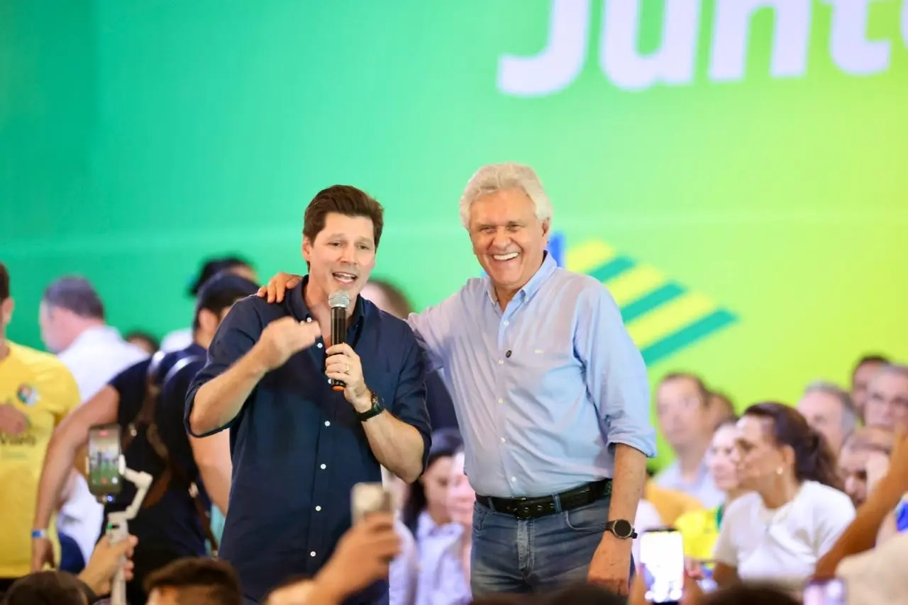 Caiado e Daniel encerram ciclo com base reunida em Trindade