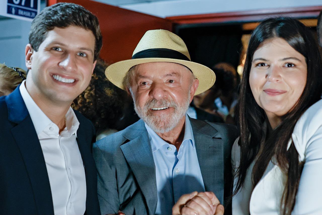 PSB Goiás oficializa candidatura de Aava Santiago à Câmara dos Deputados com chapa competitiva para 2026